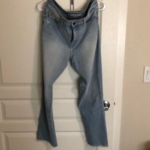 Joe’s light wash ankle jean - Size 31